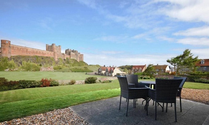 Bamburgh Cottage | NORTHRAWE, family friendly, country holiday cottage in Bamburgh