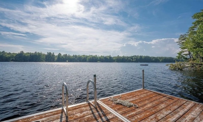 Norway Ski Chalet | Norway Chalet-Lake & Ski Retreat. Hot tub, game room & endless adventure