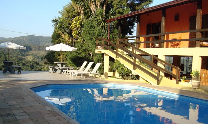 Portao House | Nossa Chacrinha - 5 suites and 1 bedroom WITH HEATED POOL