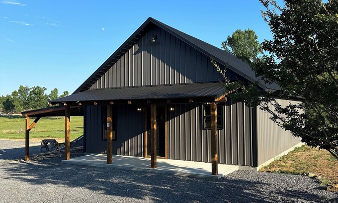 Scottsboro Cabin | Not Just for Fishermen