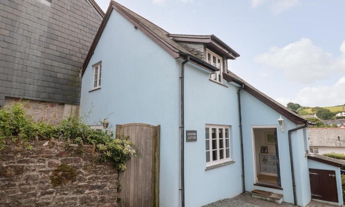 Dittisham House | November Cottage