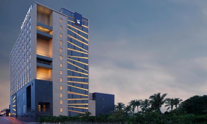 Sholinganallur Hotel | Novotel Chennai OMR
