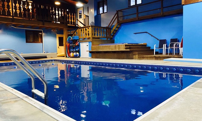 Comstock Northwest Ski Chalet | Now Available Aug 26-28- Chalet with Private Indoor Pool & Hot Tub