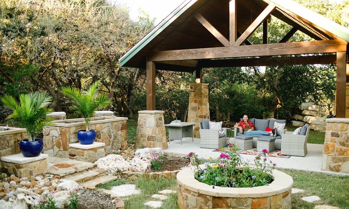 Austin House | Now Oct 31, 2025, 10% of all stays be donated to trusted flood relief efforts!