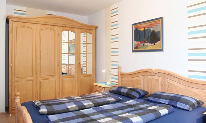 Balve Apartment | NR-Ferienwohnung 1 mit ca. 49qm, 1 Schlafzimmer, für maximal 4 Personen