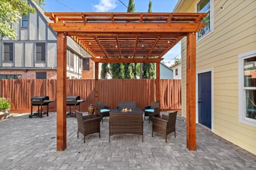 MacGregor Apartment | Nr Med Center, Midtown, Dt Games Patio Bbq