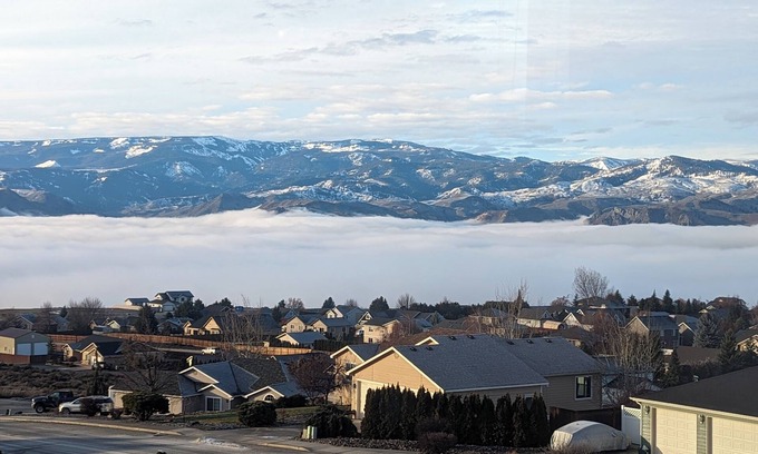 East Wenatchee House | nSpacious & Serene Getaway for Adults—Endless Fun for Kids!
