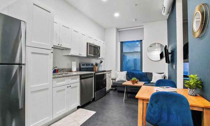 Cultural District Apartment | nThe Arena Escape in Downtown