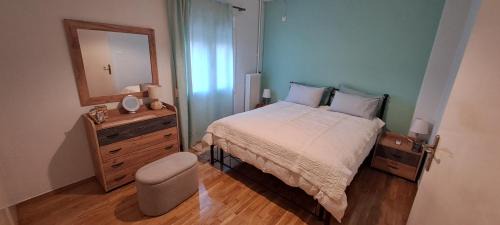 Petralona Apartment | Ntina's cozy place