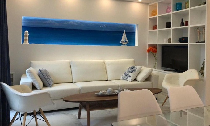 Sant Feliu de Guixols Apartment | Nuevo Luminoso Apartamento Catalina a 80 metros de la playa para 4 personas