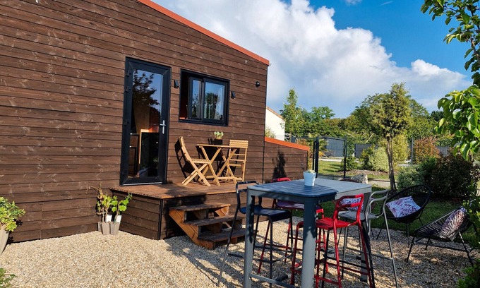 Salignac-sur-Charente House | Null 'Tiny La Part Des Anges' with Private Terrace, Private Garden and Air Conditioning