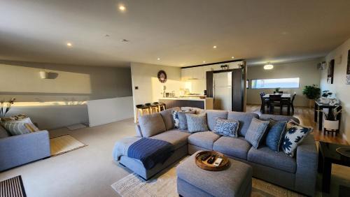 Launceston CBD Villa | Number 9 on Cataract