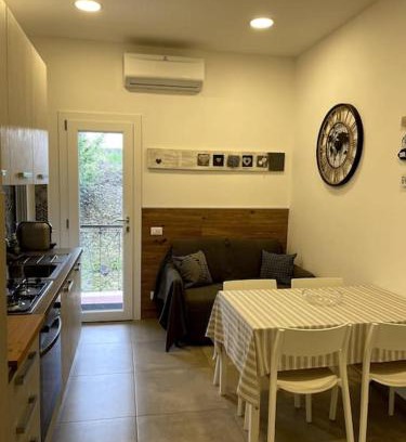 Ortonovo Apartment | Nuovissimo Bilocale a cinque minuti dal mare