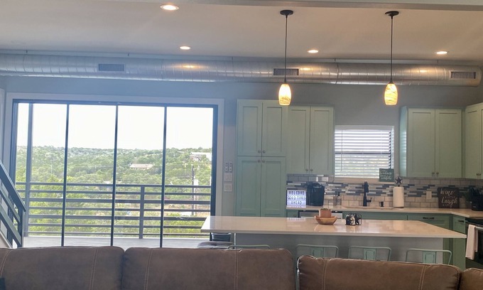 Burnet House | Vacation Villa by Lake Buchanan and Spider Mountain