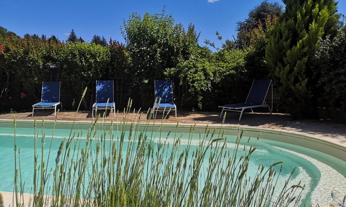 Sarlat-la-Caneda Bed & Breakfast | O'Myosotis - 400m Centre Historique - Parking Gratuit - Piscine et Jardin