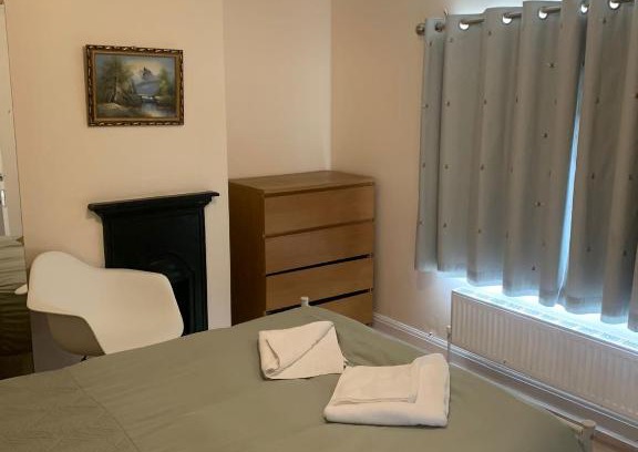 Oakleigh House | Oak