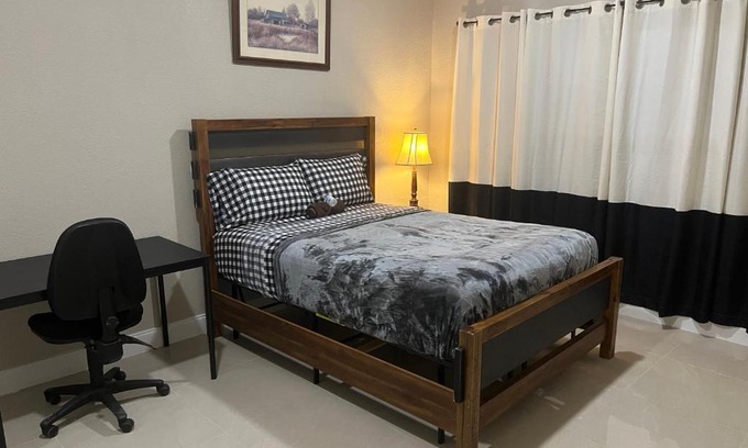 Temple Terrace House | Oak Ridge House