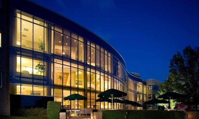 Chaska Hotel | Oak Ridge International Hotel & Conf Cen
