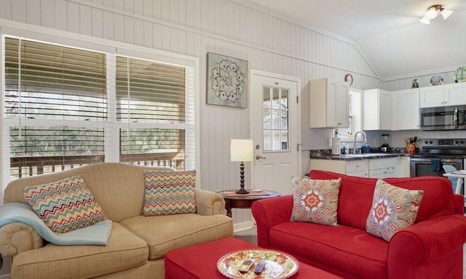 St. Augustine House | Oak St Oasis | Fall views from every window!