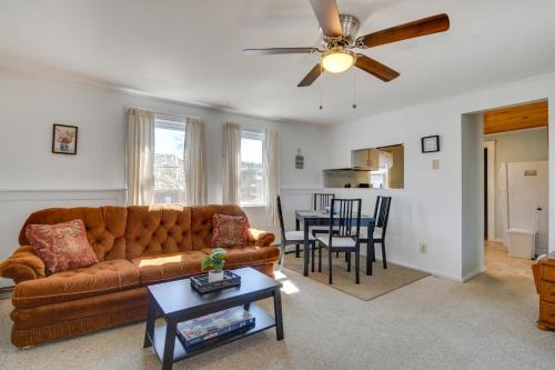 Oakland Apartment | Oakland Apt on Messalonskee Lake with Dock Access!