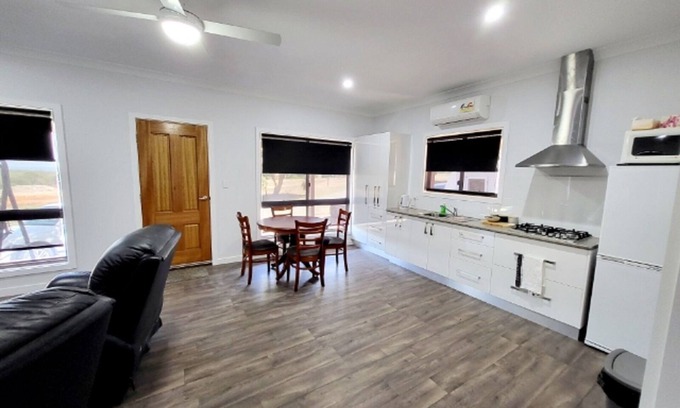 Port Lincoln Cottage | Oakmaine Cottage