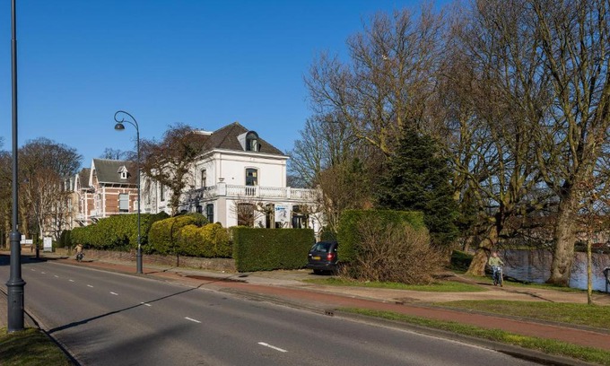 Stationsbuurt Bed & Breakfast | Oase van Haarlem, 15 minuten van Amsterdam