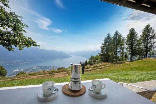 Avegno Ski Chalet | Oasi di pace vista lago-Cardada-Locarno