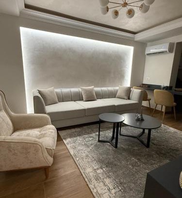 Mbrostar-Urë Apartment | Oasis Apartament