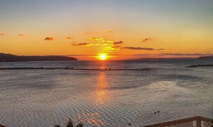 Port Hadlock House | Oasis By The Sea