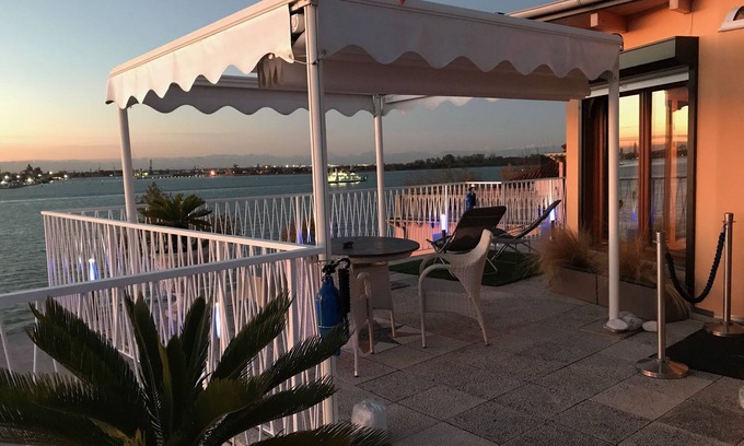 San Nicolo House | Oasis Golden Lagoon Chalet