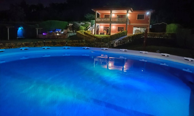 Oia House | OASIS INN PEDORNES: The Vacation You Deserve! Maximum Comfort and Enjoyment.