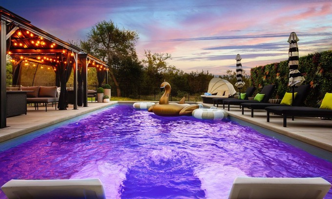 Driftwood House | *Oasis*New Build I Pool I Movie Theater I Spa