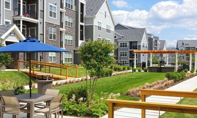 Montpelier Apartment | OASIS ROYALE @ Laurel Maryland nTwo Bedroom Luxury Apartment