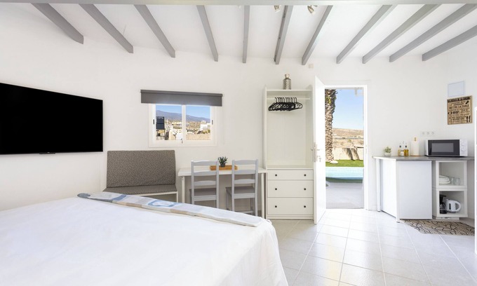 Granadilla de Abona Apartment | Oasis Tenerife Rentals - Studio (1) with mountain view, pool and outdoor kitchen