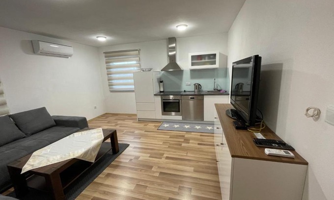 Jelah Apartment | Oaza