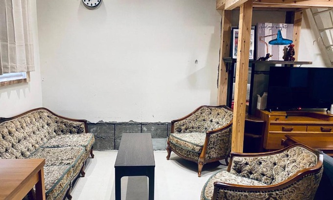 Chuo Ward Apartment | Obi House C2