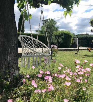 Saint-Julien-les-Rosiers Apartment | Occitemps