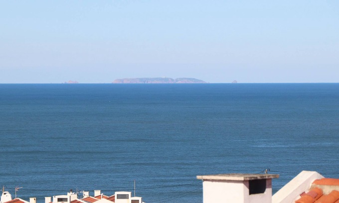 Praia de Santa Cruz House | Ocean Beach House
