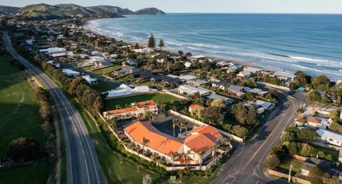 Wainui Hotel | Ocean Beach Motor Lodge