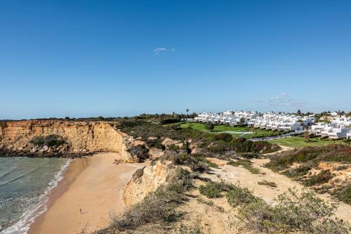 Conil de la Frontera House | Ocean beachside house with pool