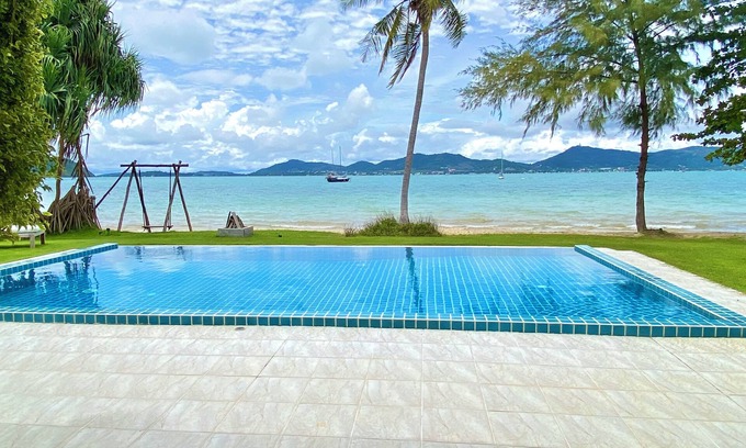 Wichit Villa | Ocean Bliss Beach House - directly on the beach in serene Ao Yon, Phuket