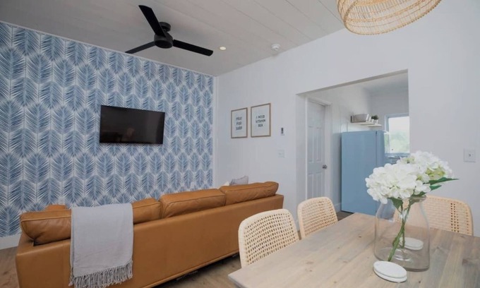 Rye House | Ocean Boulevard North, 3 min walk to beach!