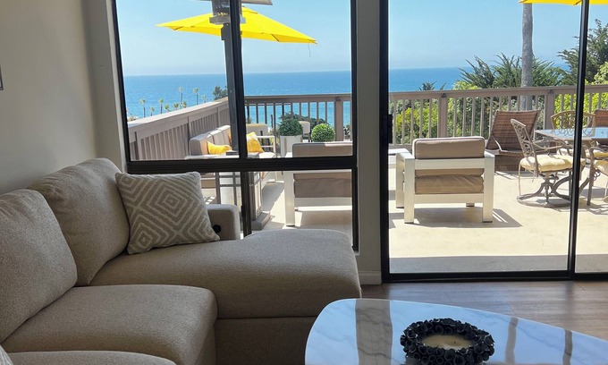 Malibu Condo | Ocean Breeze Getaway – Cozy Malibu Condo with Style