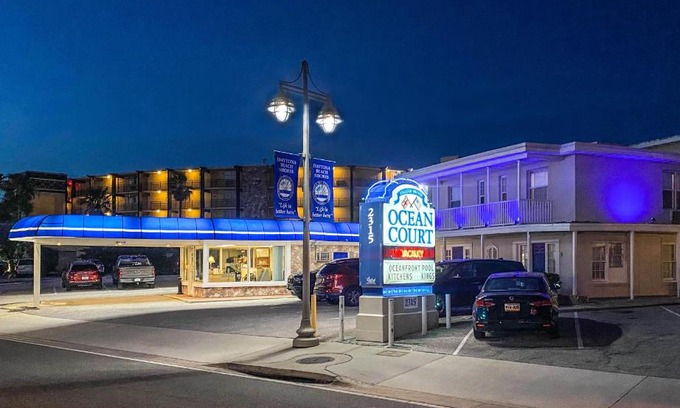 Bridgeport Heights Hotel | Ocean Court Beachfront Hotel