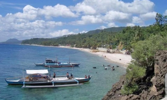Central Visayas House | Ocean Front 3-Bedroom House with Kitchen and Living Room, Jagna, Bohol