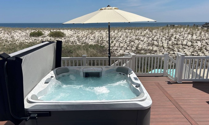 Ocean Beach III House | Ocean Front Beach House - Steps to Beach - Hot Tub, Deck, 3BR, 2Bath, AC, Badges