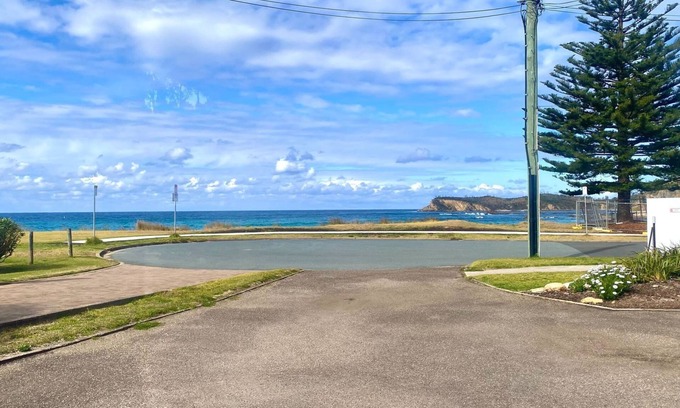 Malua Bay Apartment | Ocean Front Malua Bay