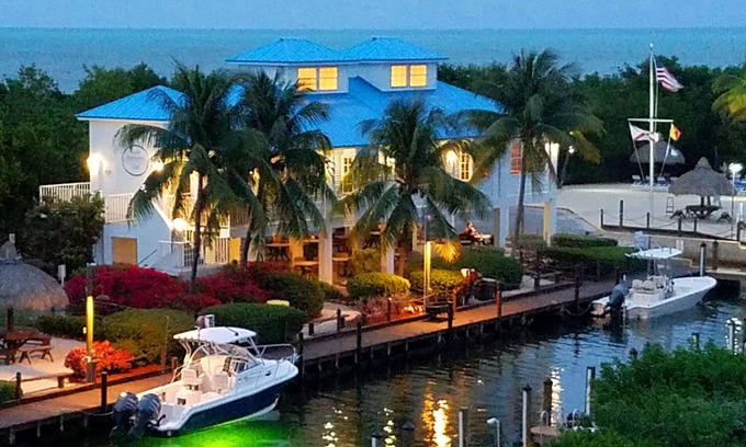 Tavernier Condo | Ocean Front Private Beach, Pool/Hot Tub, Pool Bar, Marina with Cafe
