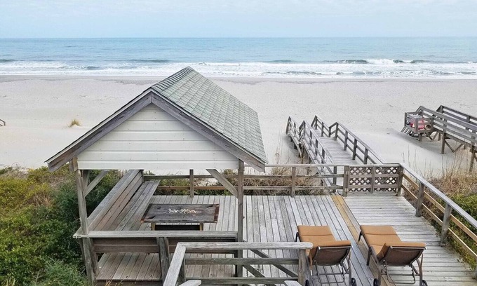 Pawleys Island House | Ocean Front Selah mid Island, Porches, Decks, Dock