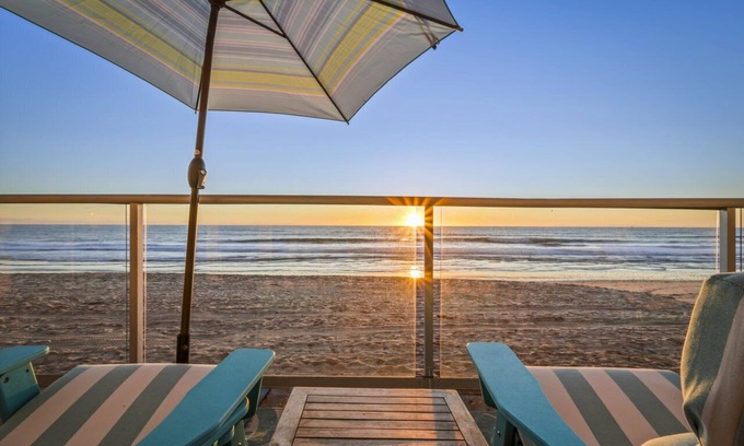 Carlsbad Village Apartment | OCEAN FRONT STUDIO ON THE SAND!